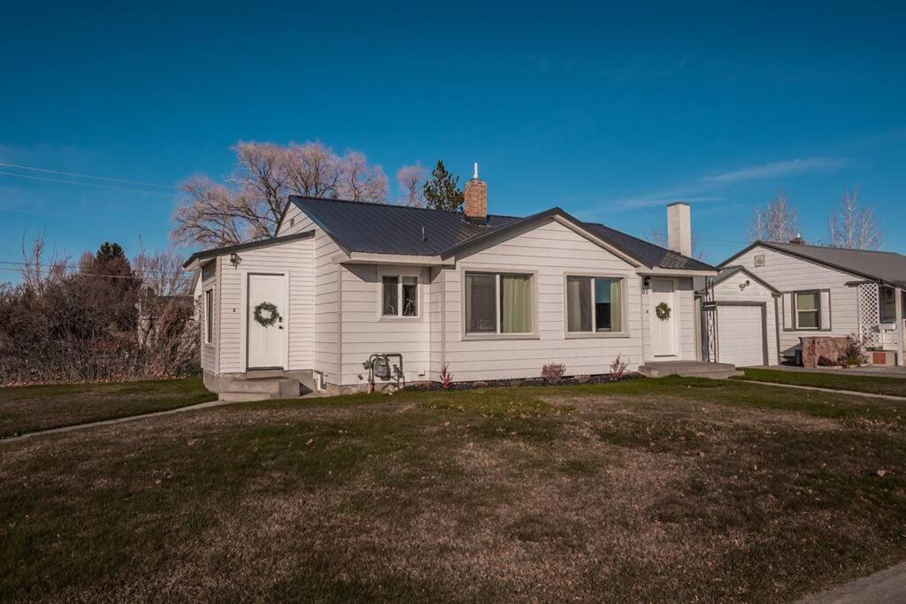 Professionally Designed Central Idaho Falls Home - 4 Bed 2 Bath Exteriör bild